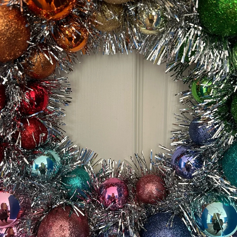 St. Nicholas Square add sparkle